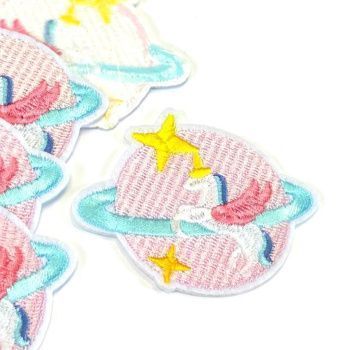 картинка Термоаппликации "Планета с единорогом" 7*6 см от магазина Ютекс