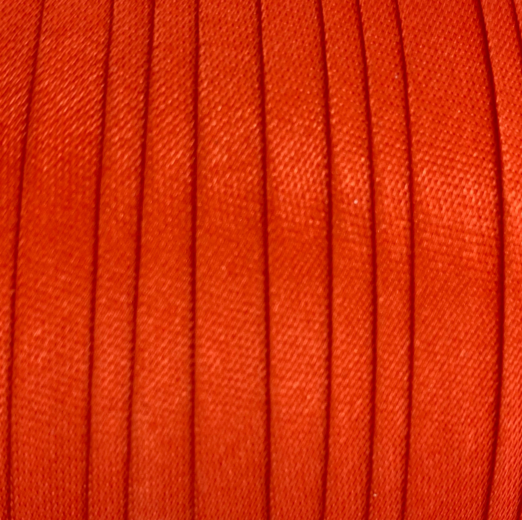 картинка Косая бейка атласная "SARTA" 14-15 мм цветная упак 132 м от магазина Ютекс